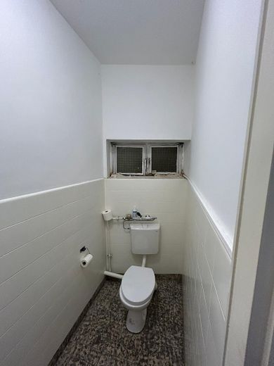 Ladenlokal / Atelier in W-Vohwinkel Nähe Düsseldorf – WC-Raum 