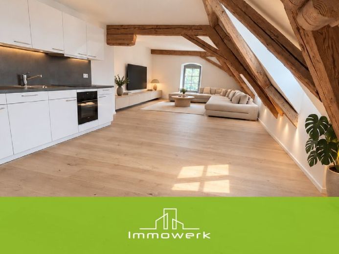 Besondere 3-Zimmer-Dachgeschoss-Wohnung über 2 Etagen mit Einbauküche in Buxheim – Foto 1