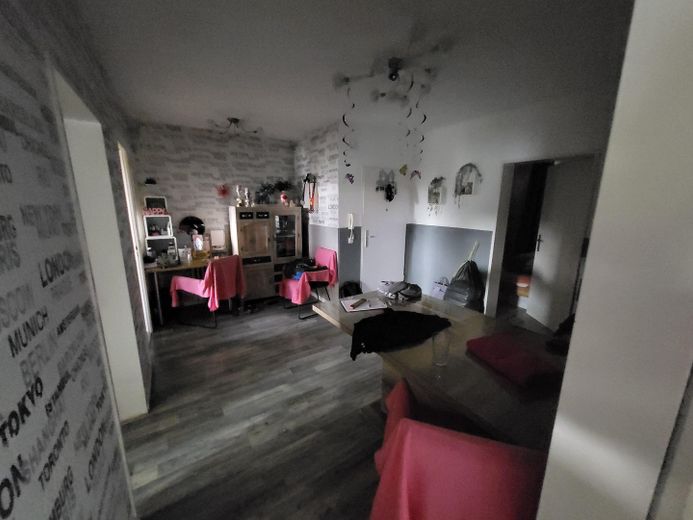Geräumige 3,5-Zimmer-Wohnung in Wedel zu mieten – Foto 1