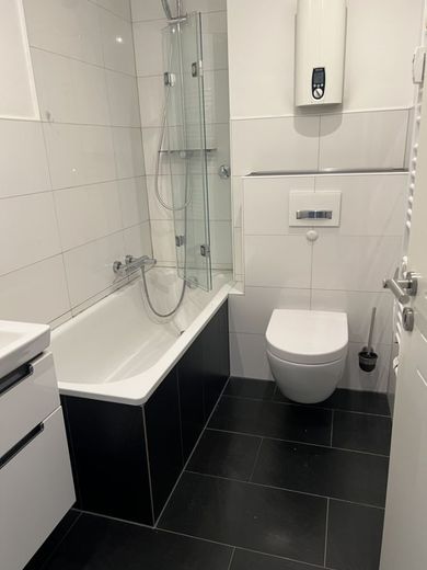 Gepflegte 3-Zimmer Wohnung mit schönem Balkon  - zentral zwischen Essen und Mülheim – Bad