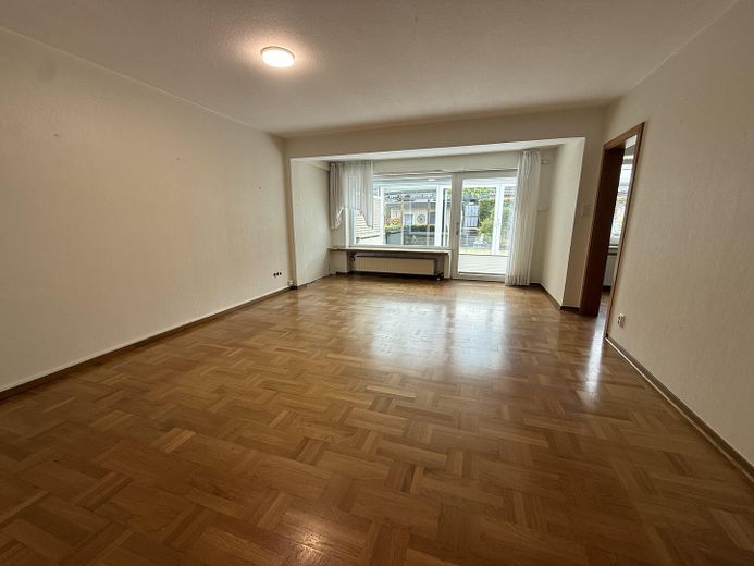 Familienidyll mit Wintergarten in der Dodesheide – Wohnzimmer - Bild 1