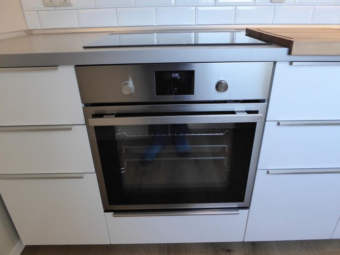 Top sanierte 1 ZKB Wohnung mit Balkon in Wiesbaden - Nordenstadt – Küche