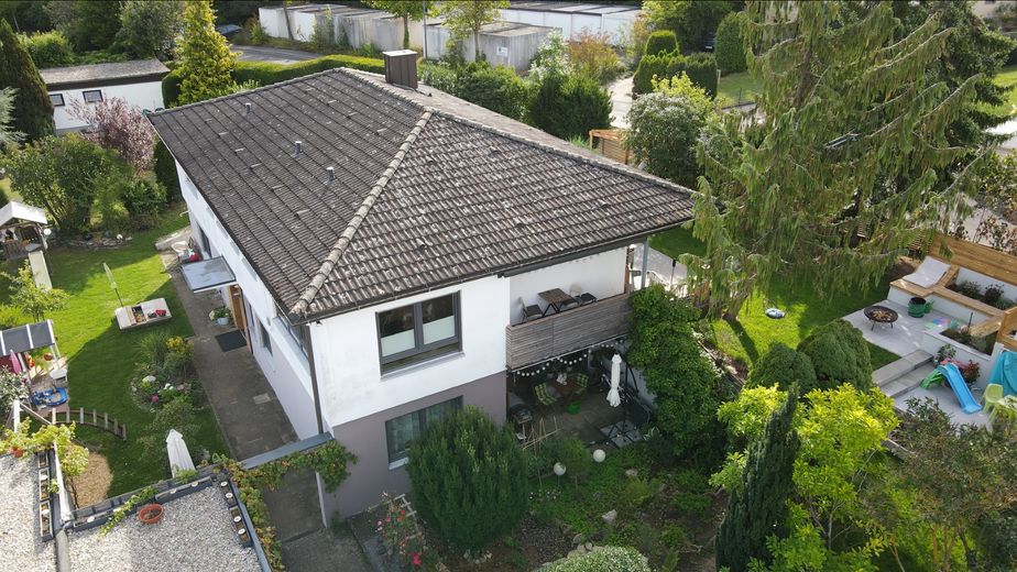 Casa unifamiliar independiente con apartamento independiente – Haus von Westen