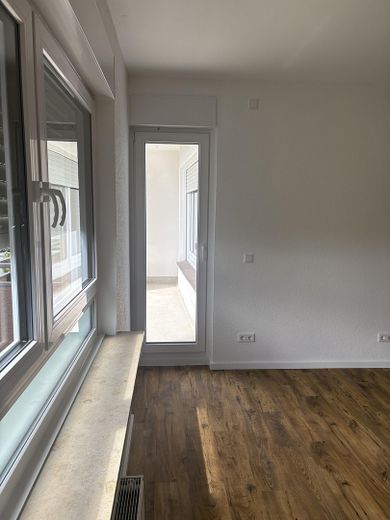 Kernsanierte 3 Zimmerwohnung in Wuppertal Oberbarmen-Nächstebreck – Foto 2