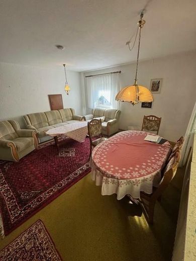 9 Wohnzimmer