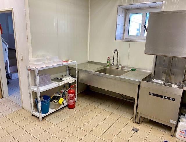 4‑Seiten‑Hof 8200 m², Teilfinanzierung mögl. Berlin-nah, für Pferde, Mehrgeneration, Gewerbe; Café – Beispiel Produktion Gebäude 3