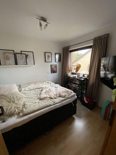 Attraktive 2-Zimmer-Maisonettewohnung in bevorzugter Wohnlage von Ratingen-Lintorf zu vermieten – Schlafzimmer