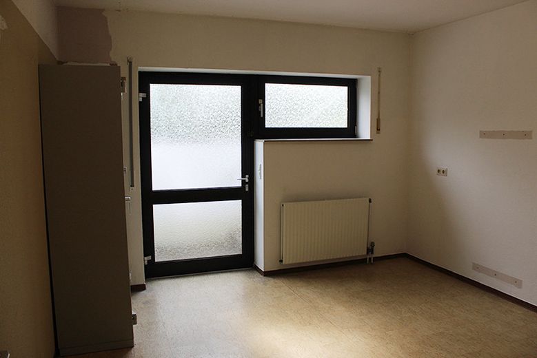 Zweifamilien-Wohnhaus in der Kleinstadt Leun im Lahn-Dill-Kreis. Der Kaufpreis ist verhandelbar. – UG Kellerraum rechts 2
