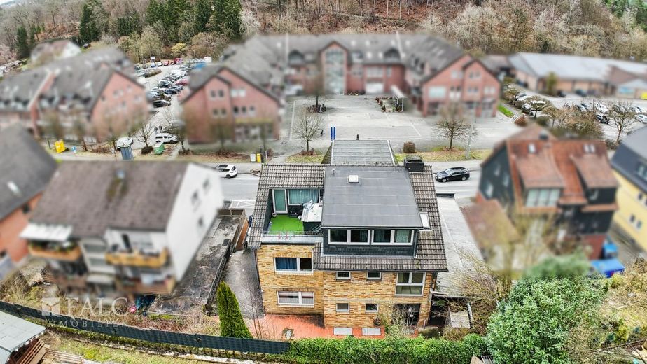 Wohn- und Geschäftshaus im schönen Overath – Hinteransicht