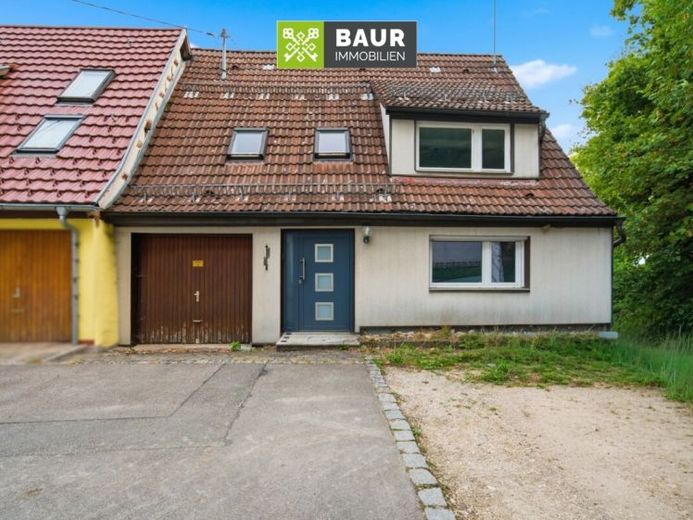 360° | Reihenendhaus in ruhiger Lage mit Renovierungspotenzial in Drackenstein – Foto 1