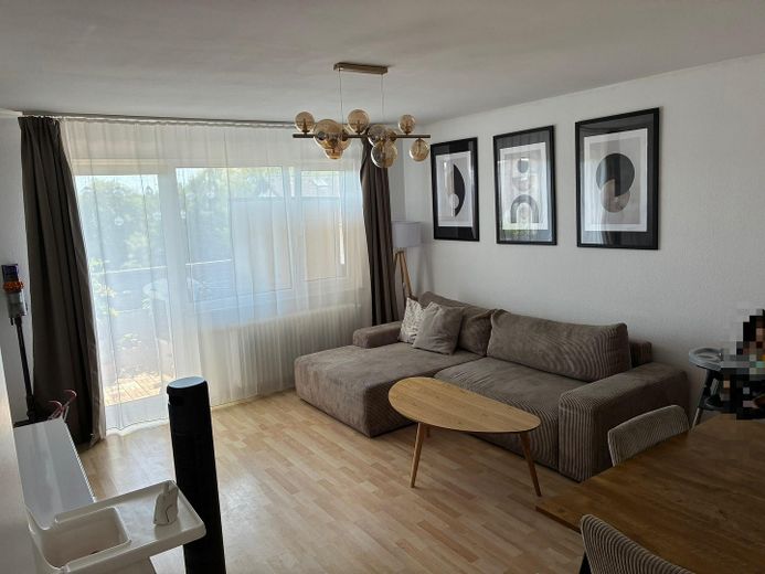 Atrakcyjne mieszkanie 3-pokojowe w Rödermark-Urberach – Wohnzimmer