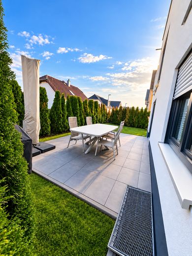 Ekskluzywne mieszkanie z tarasem i ogrodem o powierzchni ok. 50 m² – Garten/Terrasse 