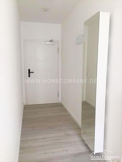 Westend (8067567) – Helle, offen geschnittene 2-Zimmerwohnung in bester Westendlage – 8fea604a7cda28a4d76e621488d154e22c71d8aa.jpg