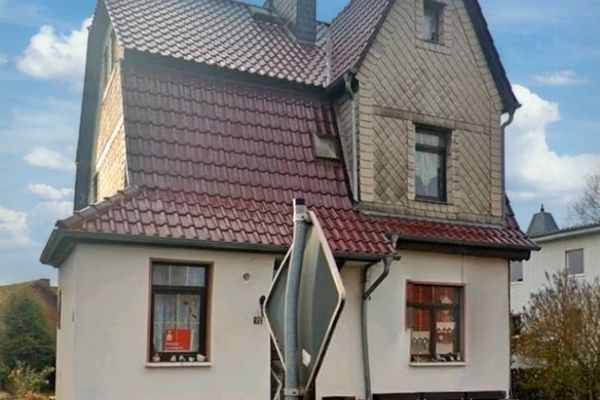 Bleicherode, dom jednorodzinny + zabudowania gospodarcze