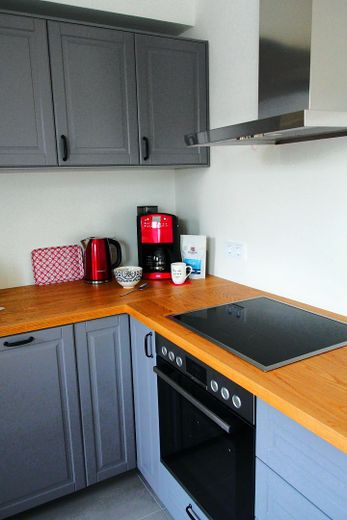 Appartement 2 pièces accessible aux personnes à mobilité réduite dans un emplacement attrayant (UKE, Hoheluft) – Photo 17