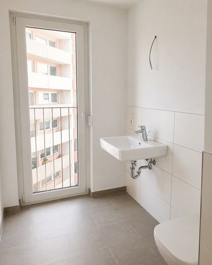 Badzimmer mit Duschplatz