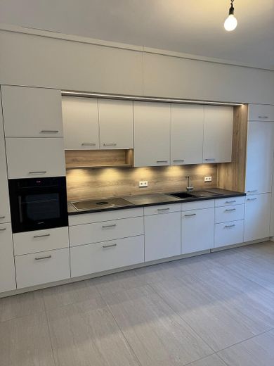 Hochwertige Einbauküche