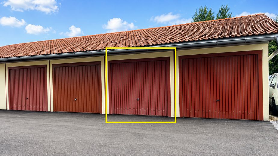 Appartamento con 1 camera, loggia e garage – senza provvigione – Garage