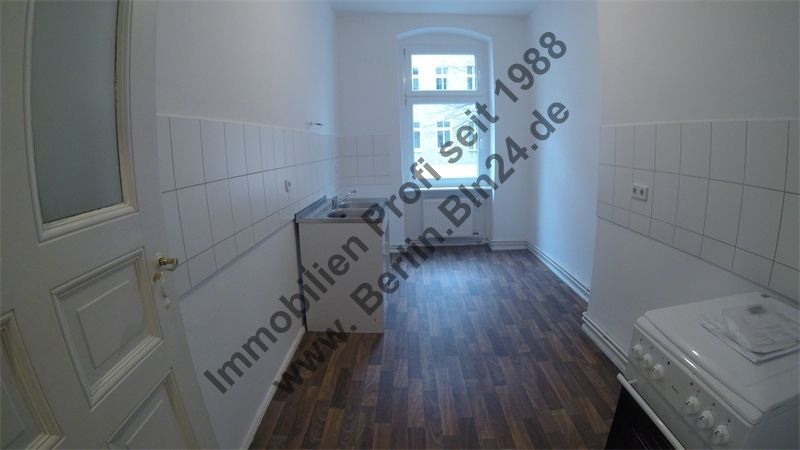 Mietwohnung - ZweitBezug nach Sanierung + Dielen OstBalkon – G0010077