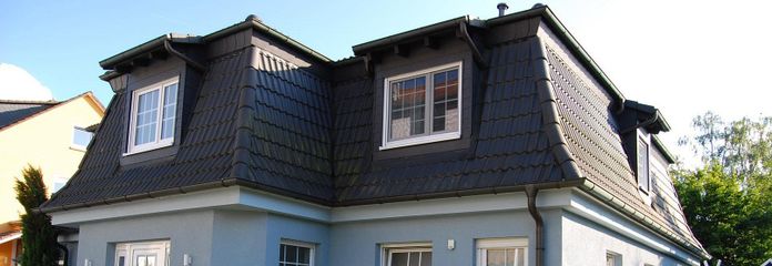 Hausfront mit Abgang zur ELW