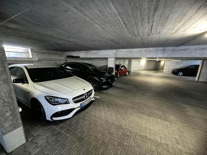 Moderno, senza barriere, esclusivo: fantastico appartamento di 4 locali a Pattonville – Tiefgarage
