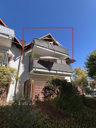 Moderne DG-Wohnung mit viel Charme – Außenansicht Süd