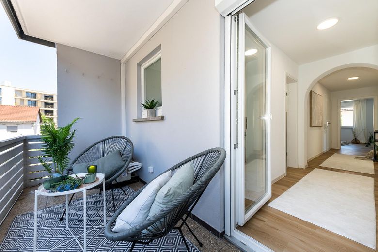 Eerste bewoning - lichte 3-kamerwoning in het hart van Heilbronn - zonder makelaarscourtage! – Balkon
