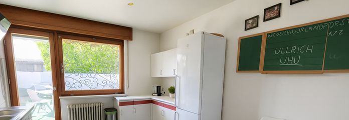 Küche mit Gartenblick