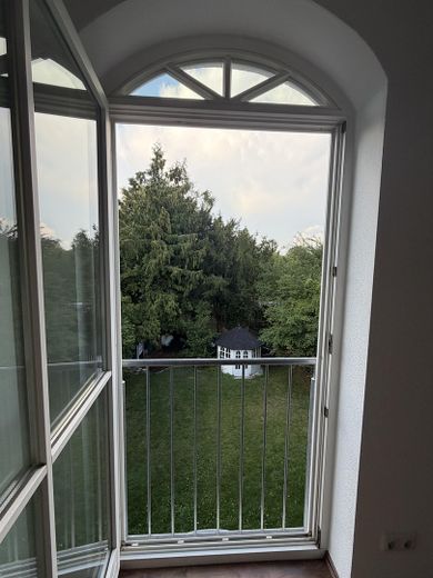 Helle 4-Zimmerwohnung zur Miete in Nymphenburg, München – Ausblick 2. Kinderzimmer