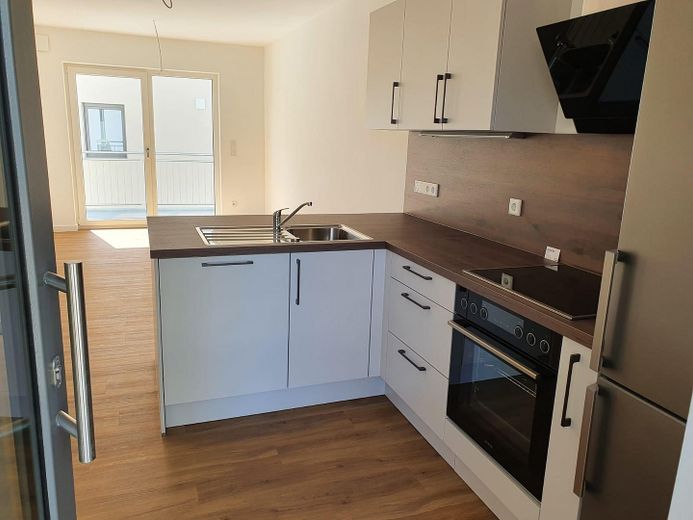 Sehr schöne 2-Zimmer-Wohnung mit Balkon im Herzen von Hofgeismar – Wohnungseingang