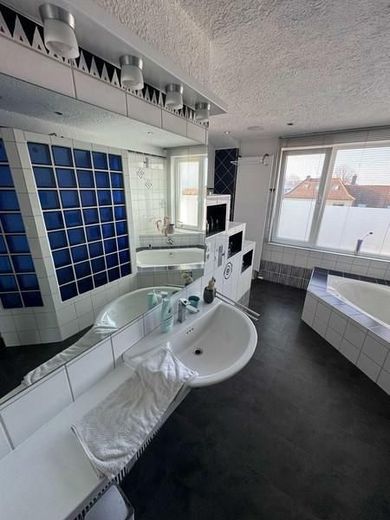 Traumhaftes LOFT mit großer ELW und gehobener Ausstattung wartet auf den klugen KÄUFER! – 18 Hygienebereich
