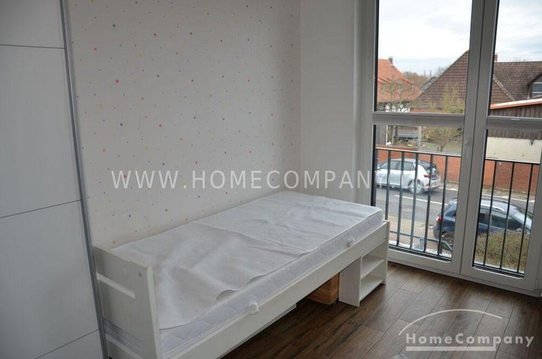 Schöne, geräumige 4 Zi.Whg., möbliert, mit Balkon. – dff6169f5d8945d0fd567dad0e168c9f7613b58f.jpg