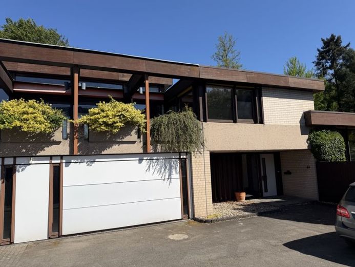 Dillingen/Saar: Architektenhaus (182 m²) mit Garten und Garage, in beliebter Toplage am Fischerberg – फोटो 1