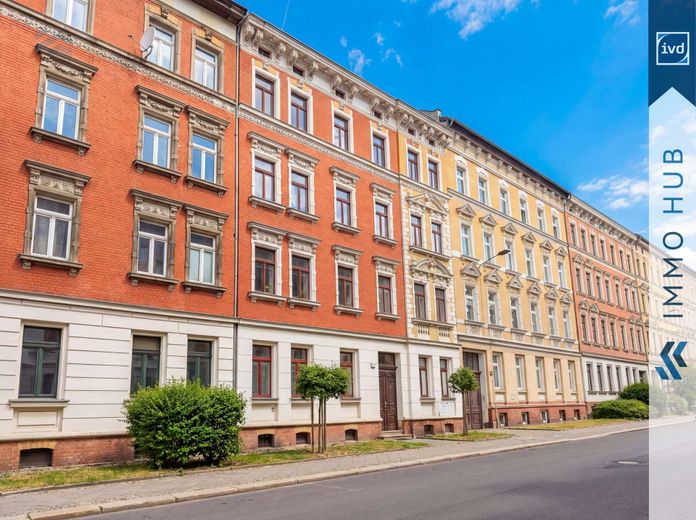 ++ Sofort bezugsfreie und frisch sanierte Maisonnette-Wohnung in Gohlis-Süd  ++ – 5728662-HoCEqPrMnmHw4ujs1hJT8AwB-Strassenansicht.jpg