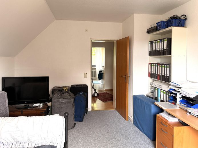 PRIVO DI PROVVIGIONE - casa unifamiliare indipendente in posizione migliore – abitare con giardino su attraente terreno d’angolo – Foto 35