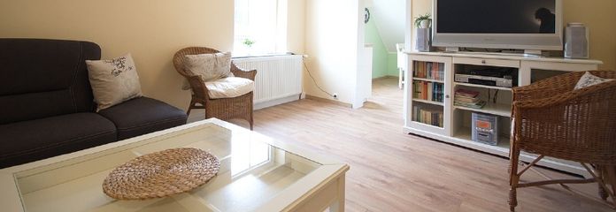 Großzügige Wohnung mit zwei Schlafzimmern und Internetzugang, sehr gute öffentliche Verkehrsanbindung – a5948ac6a65fd1813c2bde7c0e9b3e0c19b84fb0.jpg