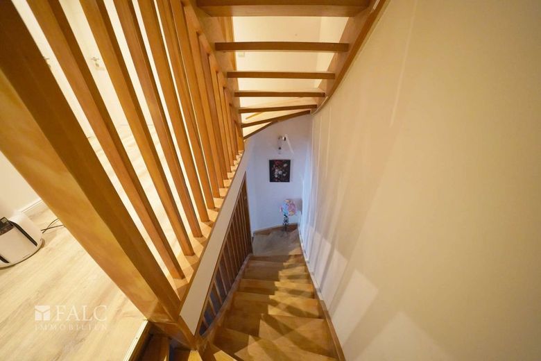 Viel Fläche, Garten und Ruhe... – OG Treppe EG