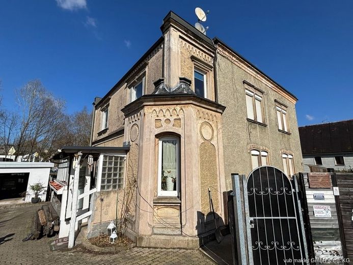 Ein Zuhause voller Geschichte in Schwarzenbach  - die Chance für Liebhaber einzigartiger Villen – VUB0002369-1