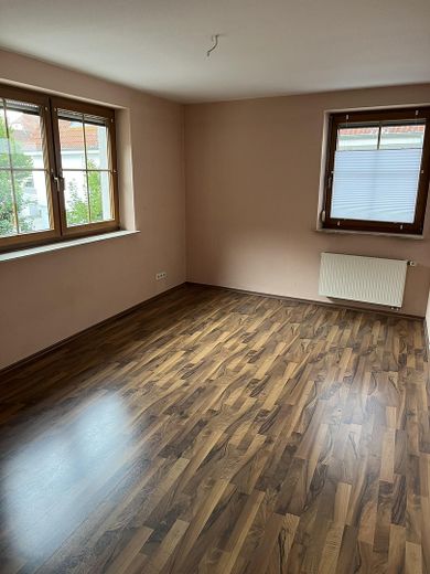 Spazio abitativo per tutti - 5 locali, 170 m², 2 bagni, stufa svedese, balcone, vista – Zimmer 1