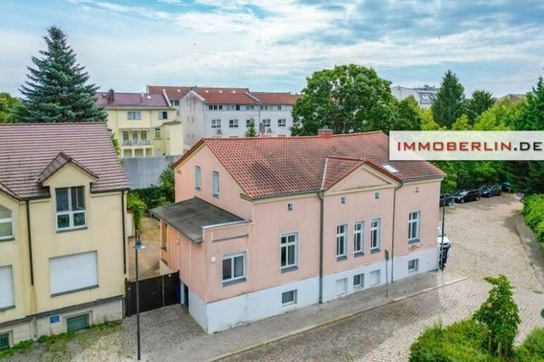IMMOBERLIN.DE - Klasik şehir villası! Sakin merkezi konumda tek/iki ailelik ev