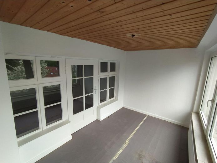 Vivienda de 2,5 habitaciones con balcón, jardín de invierno y jardín comunitario - Osnabrück-Wüste – Foto 16