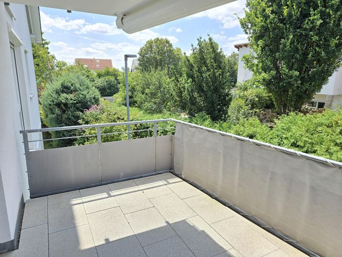 Moderne 4-5 Zimmer-Maisonette-Whng. in Filderstadt-Plattenhardt – Balkon unten
