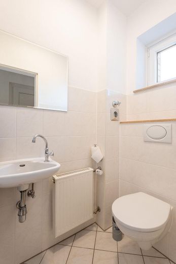 Vermietete WG-Kapitalanlage Münster-Wienburg, 6 % Bruttorendite, provisionsfrei – Gäste WC
