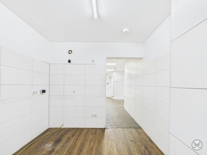 Eden-Ehbrecht-Immobilien_Ladenfläche-L_Degode-Haus_015