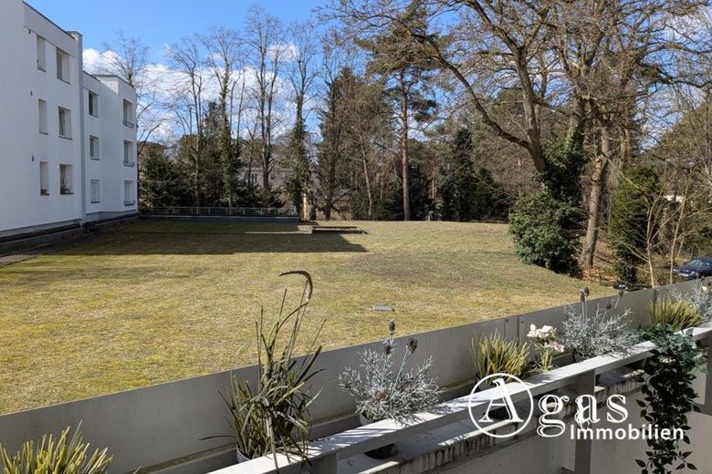 Vermietete 2-Zimmer-Wohnung mit Balkon in Charlottenburg – Balkon
