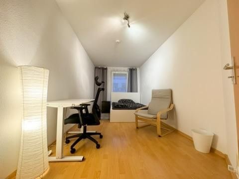 Tolles WG-Zimmer (19m^2) in Leinfelden mit Terrasse (TOP LAGE, ALLES NEU) – 1. OG 17 m^2