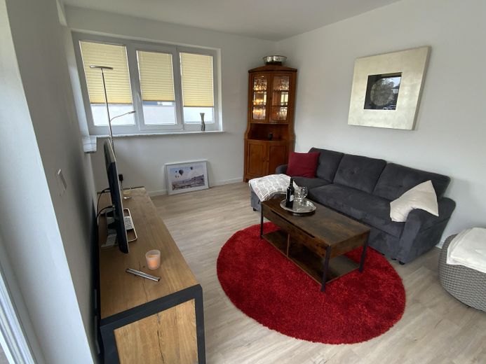 Möblierte Penthouse-Wohnung in guter Wohngegend – Foto 2