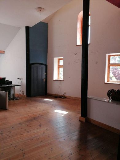 Immobilie / großzügiges Haus im Wendland – Wohnzimmer mit eigenem Aufgang