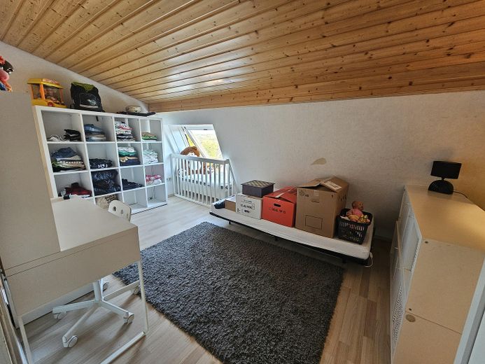 6,5-Zi Wohnung in Rosenfeld (Kernstadt) zu vermieten ab 01.12.26 – Kinderzimmer rechts oben