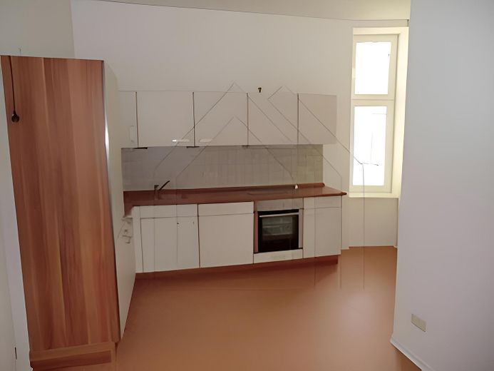 Altbauflair in Wilmersdorf: Saniertes 2,5-Zimmer-Apartment – Küche